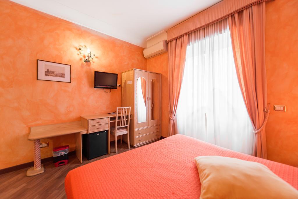 Rifugio Di Roma Bed & Breakfast Room photo
